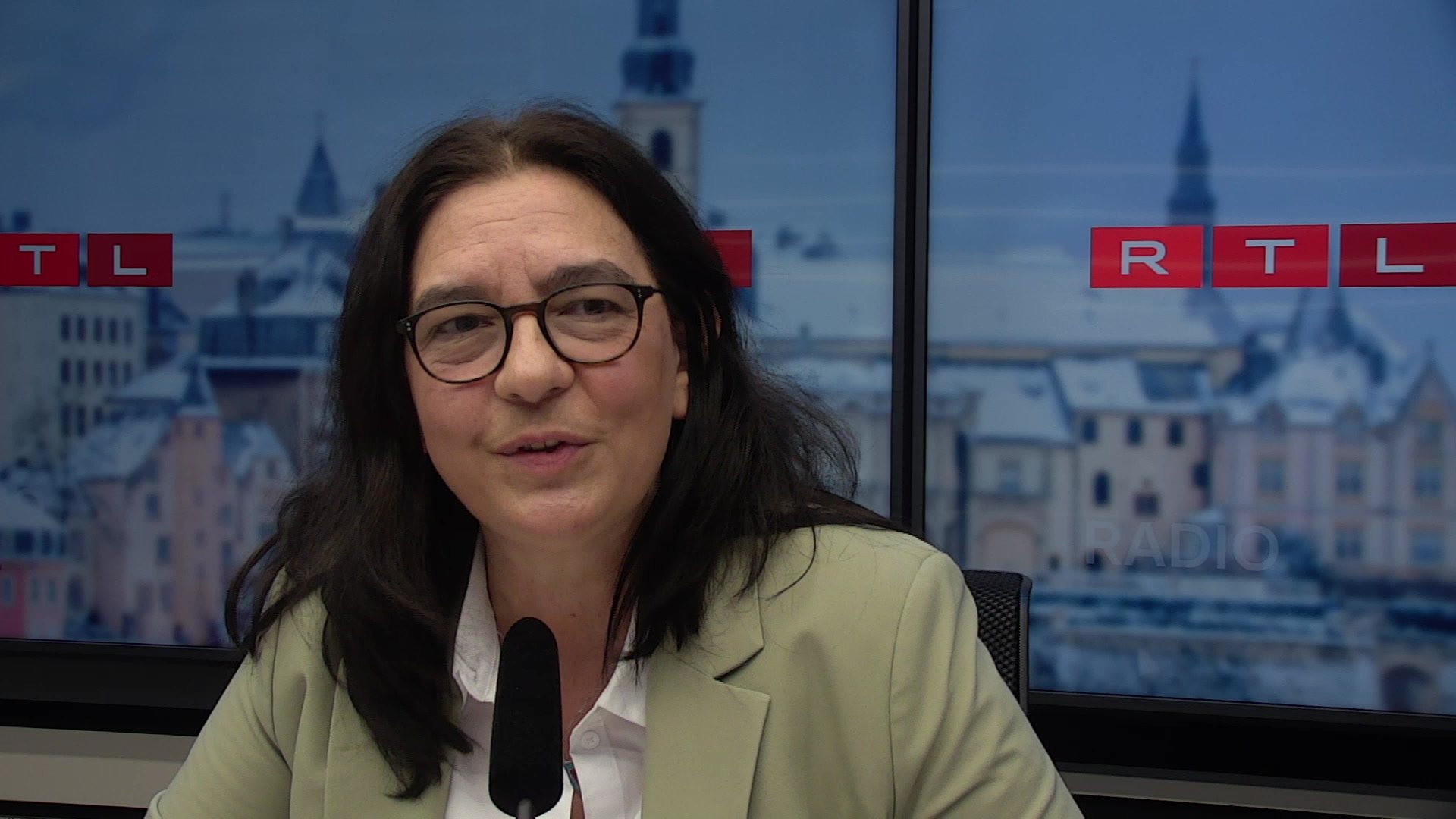 invit-vun-der-redaktioun-20-februar-claudine-muller-et-musse-m-i