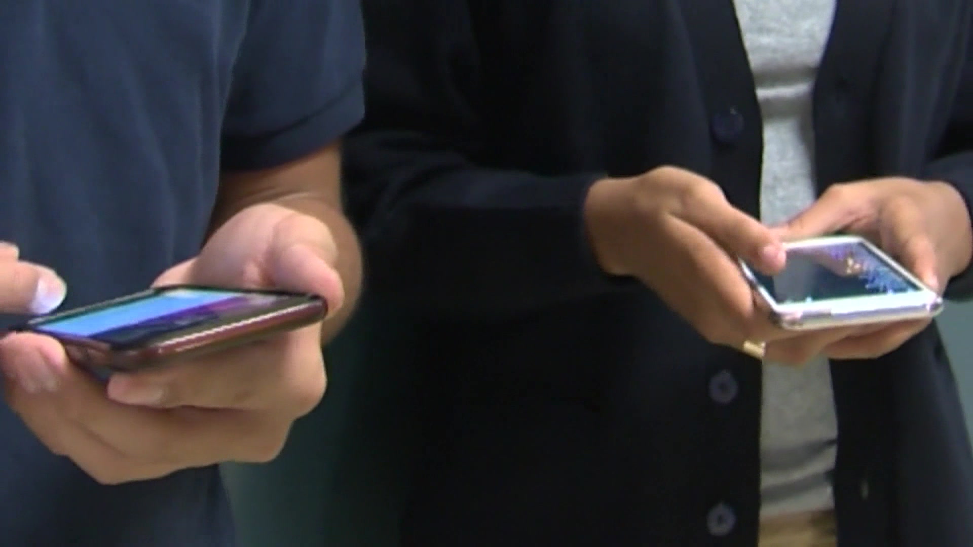 Neie Rapport “Bee Secure Radar” weist: Zwanzeg Prozent vu Jonke fille sech duerch KI manner eleng