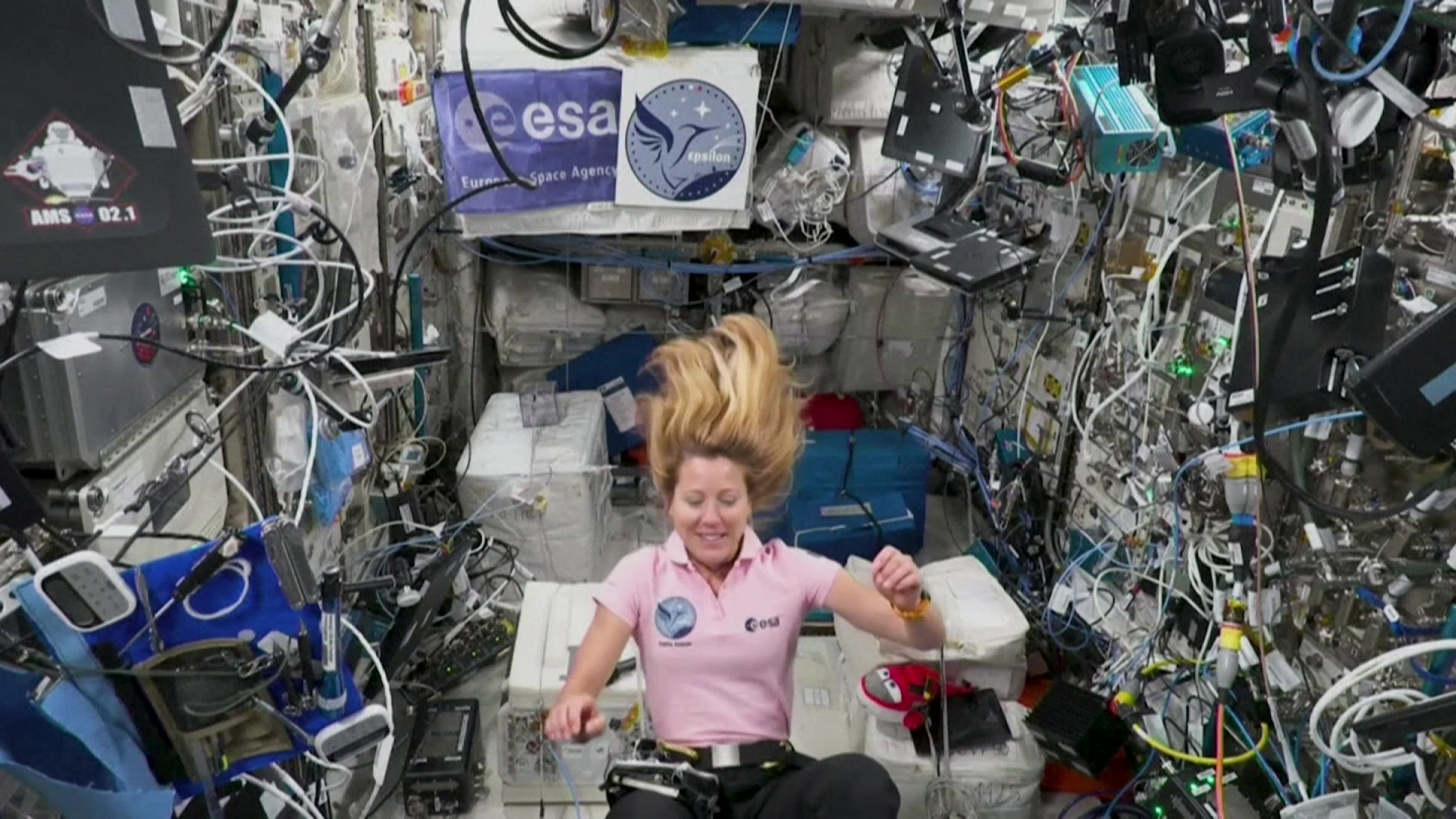 No zwee Joer Aarbecht: Schüler aus dem Lycée Vauban konnte mat ISS-Astronautin Sophie Adenot Kontakt ophuelen