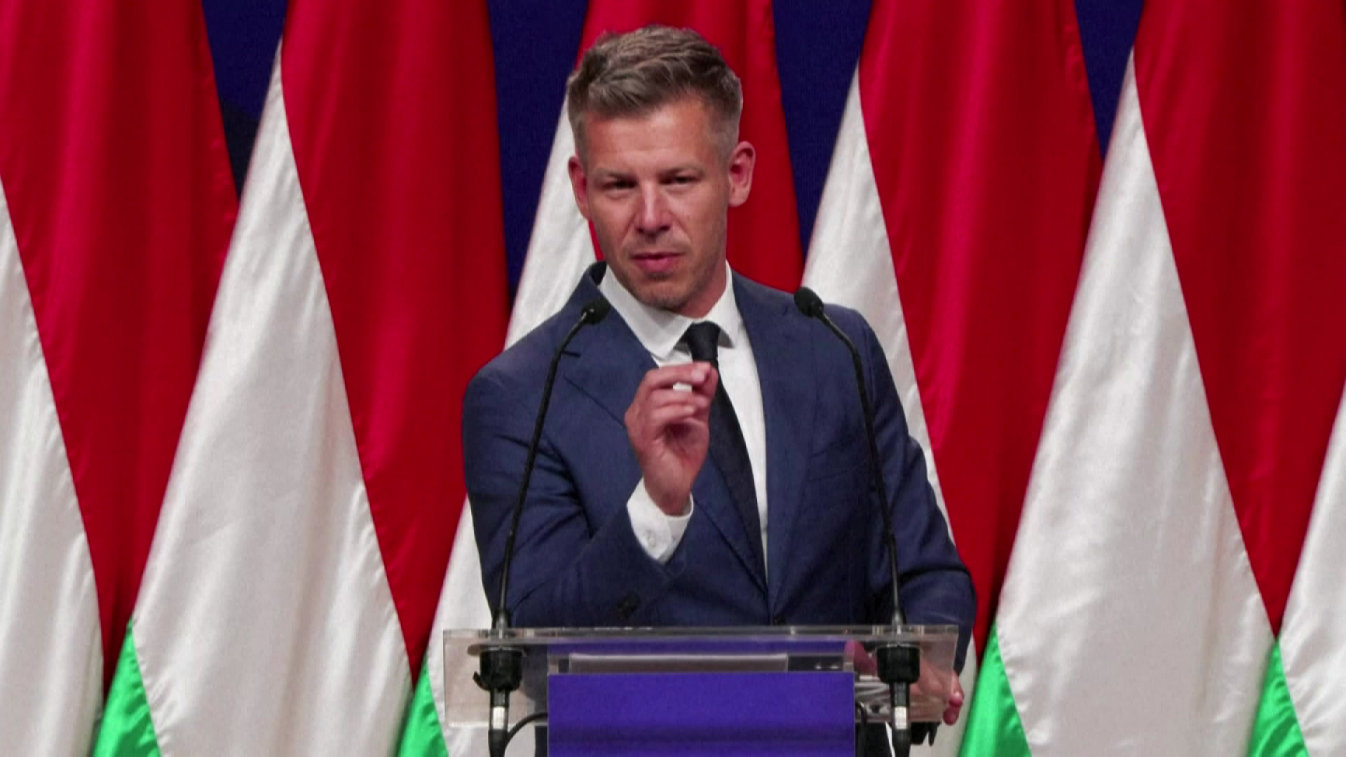 Parlamentswalen an Ungarn: De Walgewënner Peter Magyar annoncéiert en Neiufank