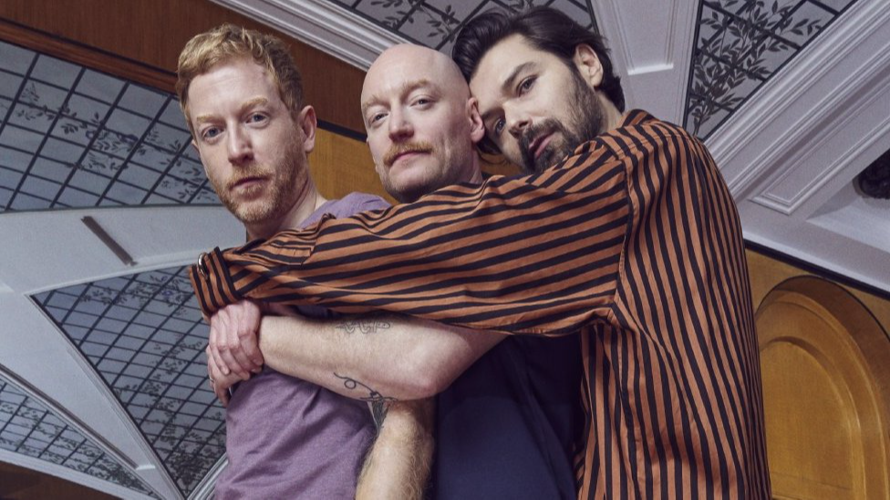 Song 2 - Ben Johnston: Biffy Clyro (S.1 Ep.27)