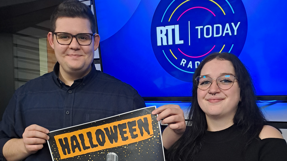 Luxicals: Halloween Karaoke