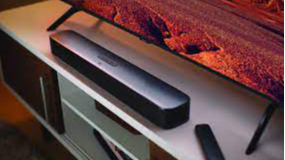 Foyer Prize Winner Heather gets a JBL Soundbar!