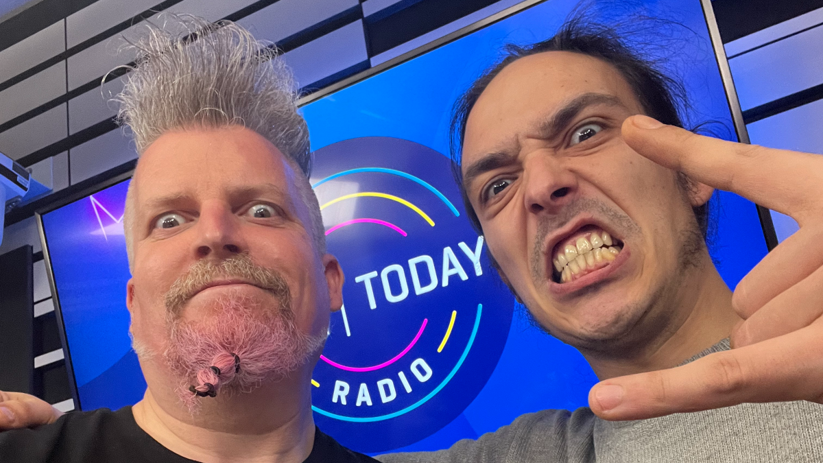 Lots of new singles + Praetor's Hugo as live guest!