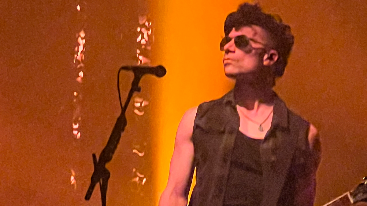 Sisters of Mercy interview plus new releases from Lux artists and A.L.E.C. live!