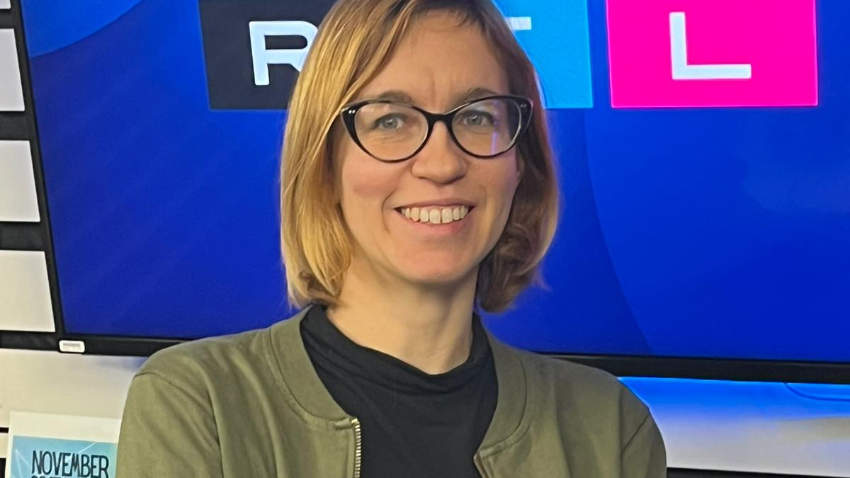 Hannah from the SciLux Podcast