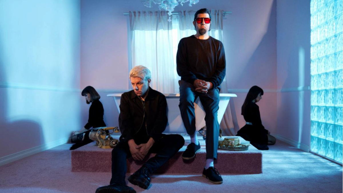 Sunny Side Up - Interview with Crosses