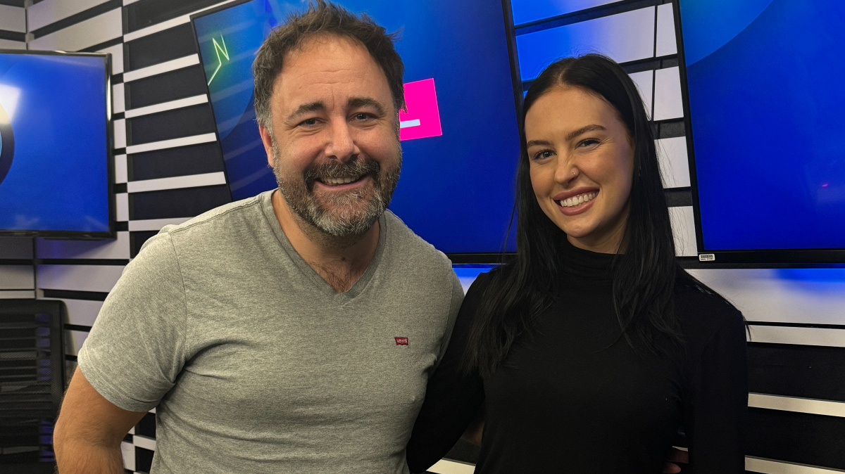 New Noise: Olivia Cox - Stupid Love exclusive play and interview