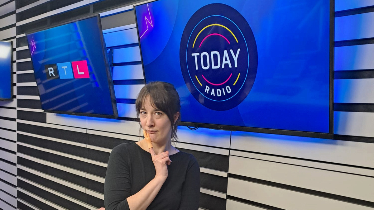 Anne Klein: new play 'This is a Scam'