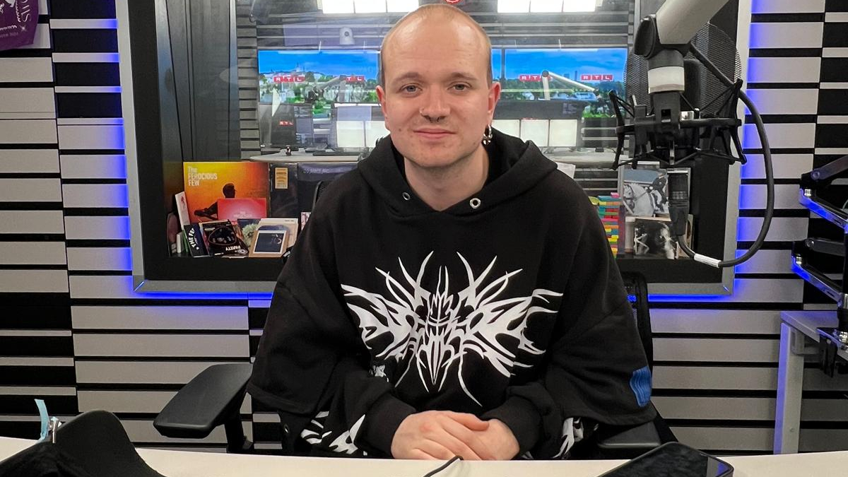 MAZ UNIVERSE on the DB3 Show!