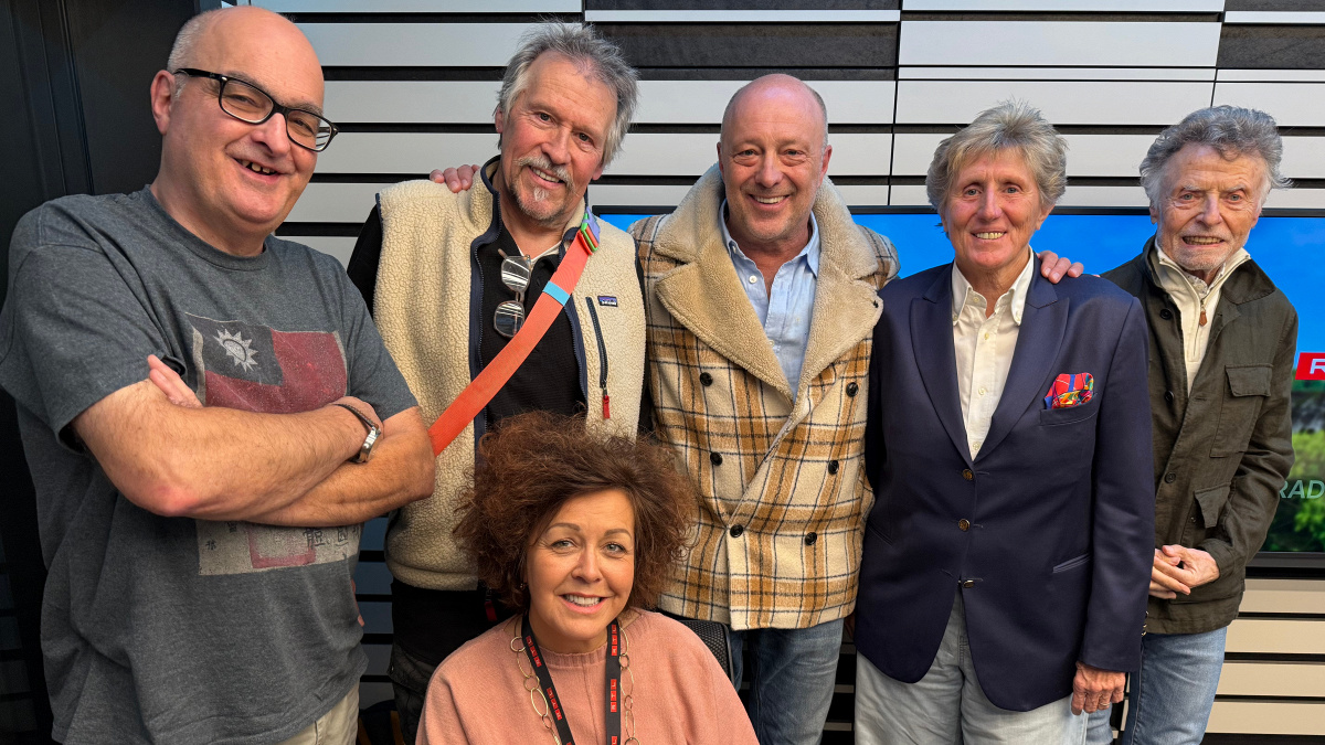 5 vir 12 - Tennis an aneren Zirkus - Special Guest: Dan Maas