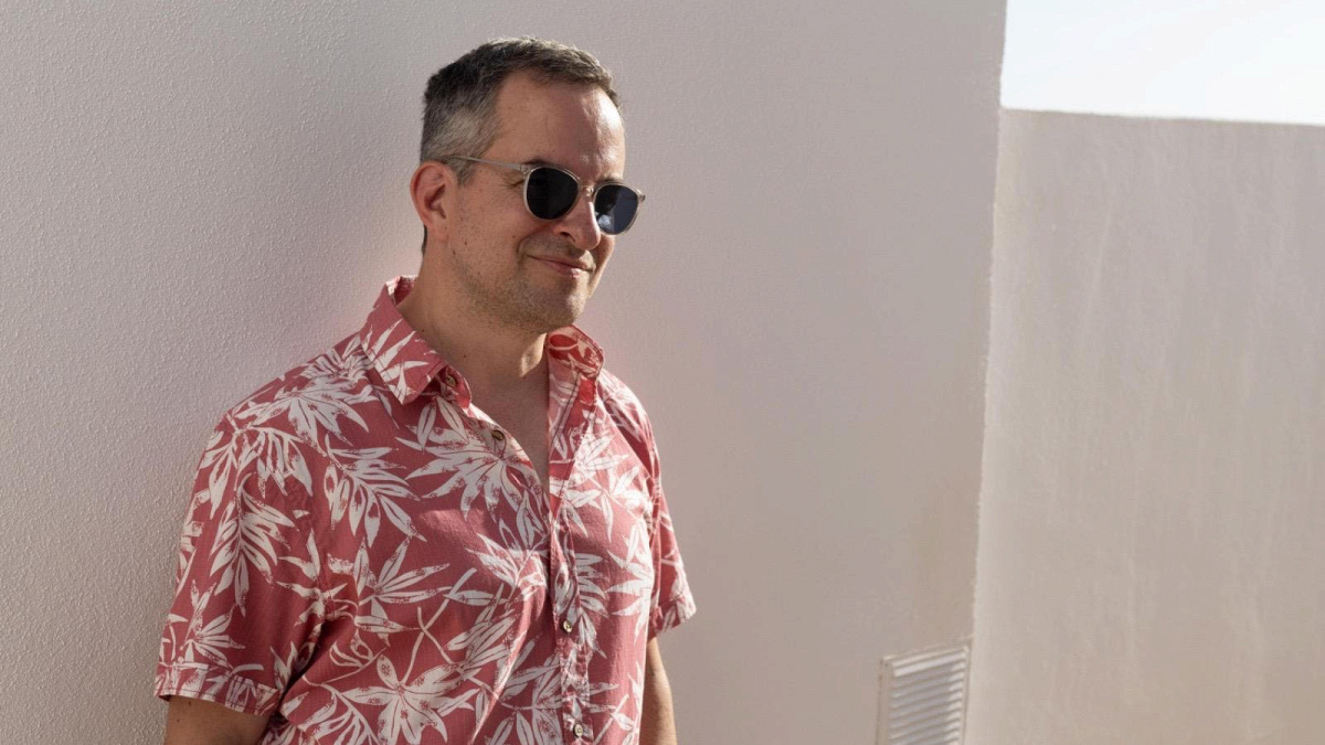 JB mixes up a latin house storm on the Weekend Warmup