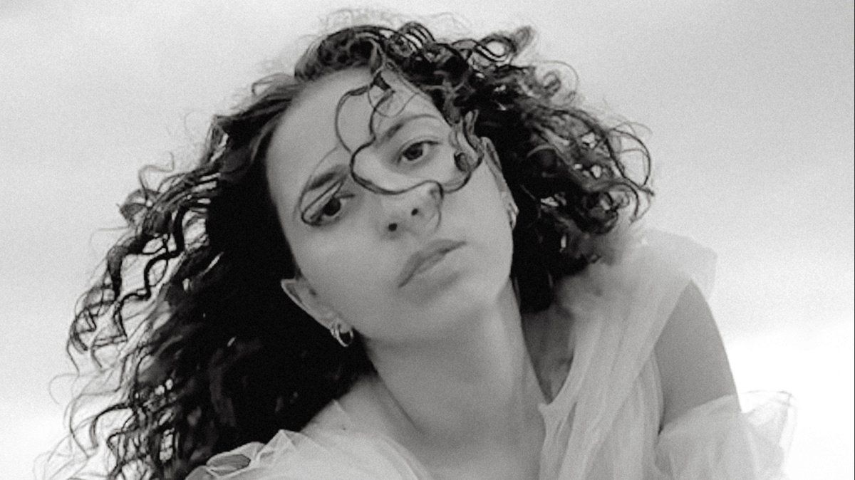 Maeve Moayedi Interview