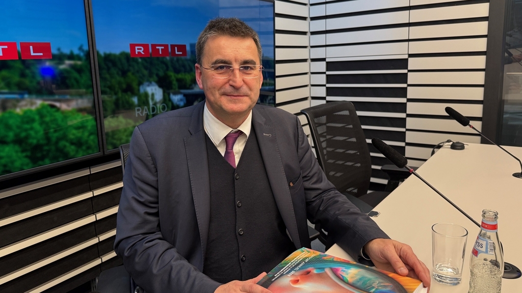 Charel Schmit: Besëtz vu Kannermëssbrauch-Material gëtt e bësse verharmloost