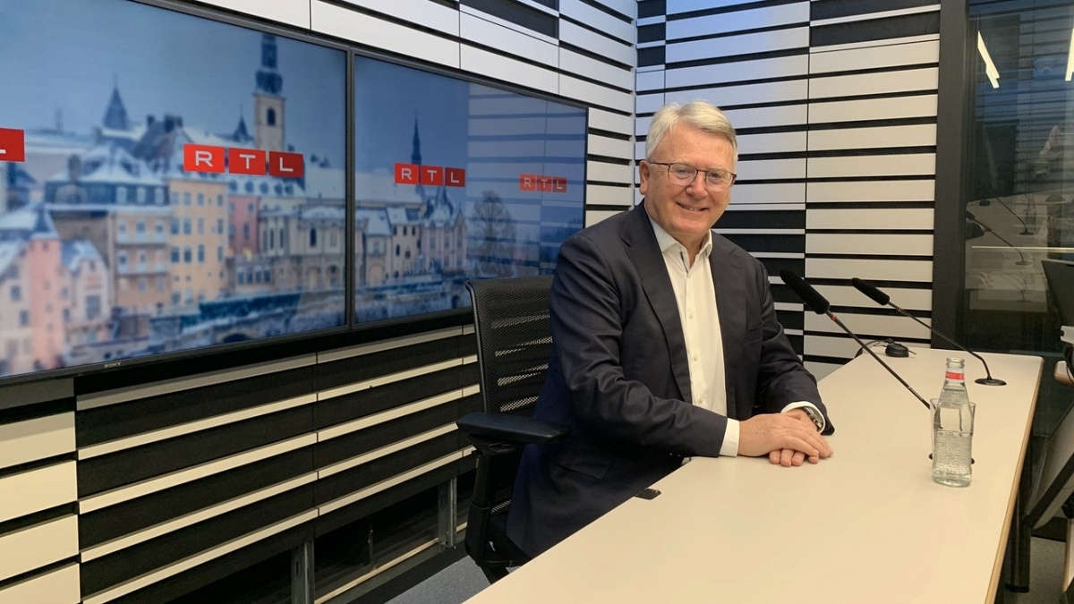 Nicolas Schmit: "Ech wäert dem Marc Angel net am Wee stoen"