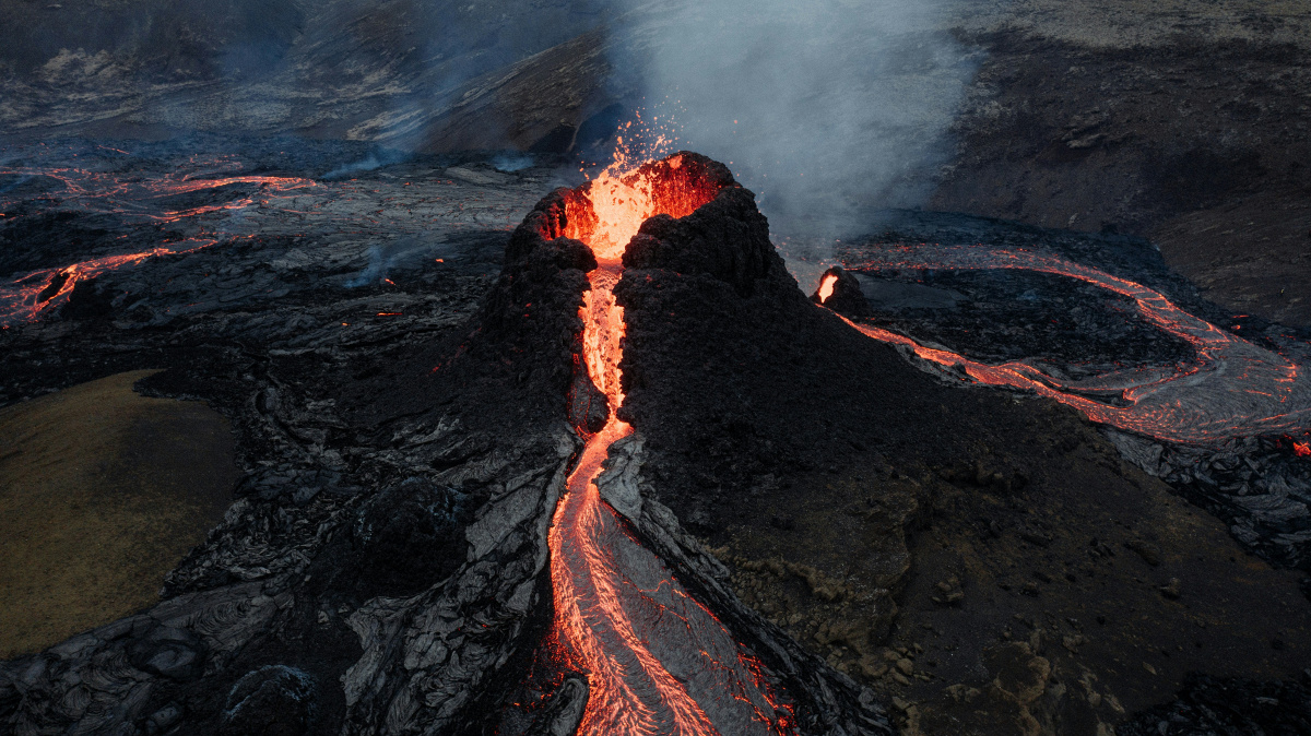 The Lunchbox: It's All Vowels and Consonants