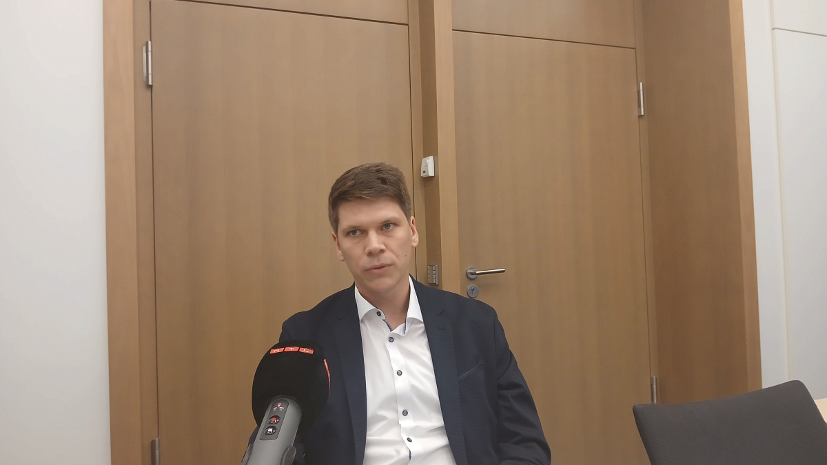 De gréissten Deel vum Chômage gëtt duerch d'Privatpersoune finanzéiert